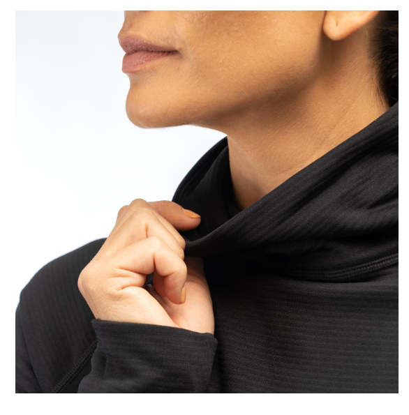 Halo Pullover, Neck 