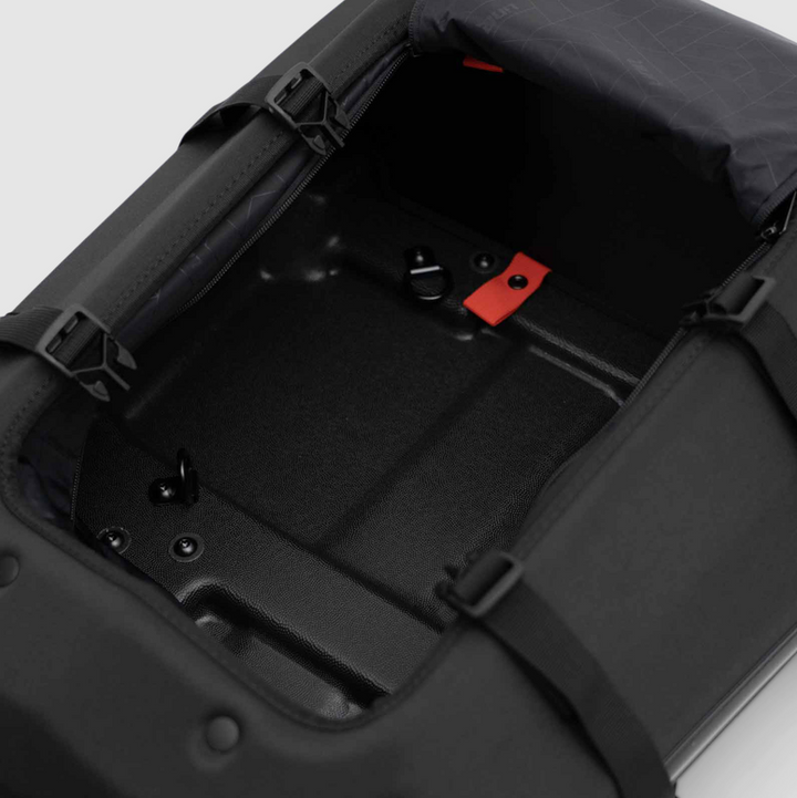 LinQ Adventure Tunnel Bag - 40 L, Inside View