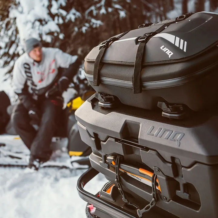 LinQ Adventure Tunnel Bag - 40 L, Installed
